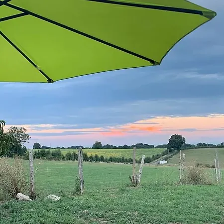 Comfortable Countryside Access To Jacuzzi 度假居 Asnois (Vienne)